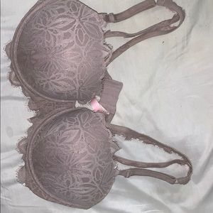 Bras 36DD